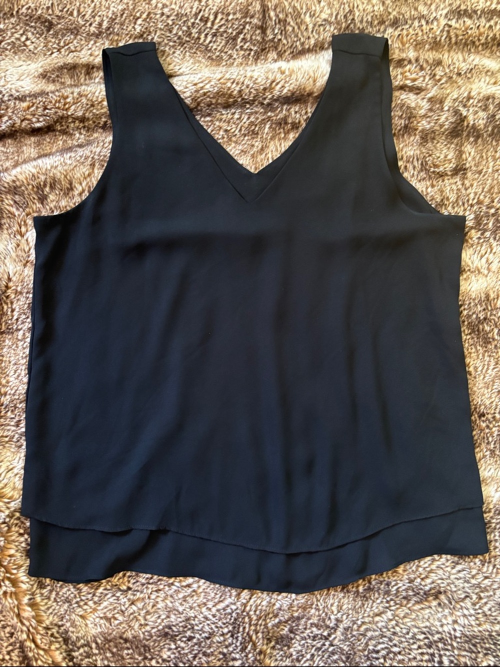 Ann Taylor Black V-Neck Layered Hem Sleeveless Camisole